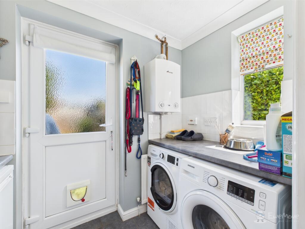 Utility- Mark Stephens EweMove Newmarket and Soham