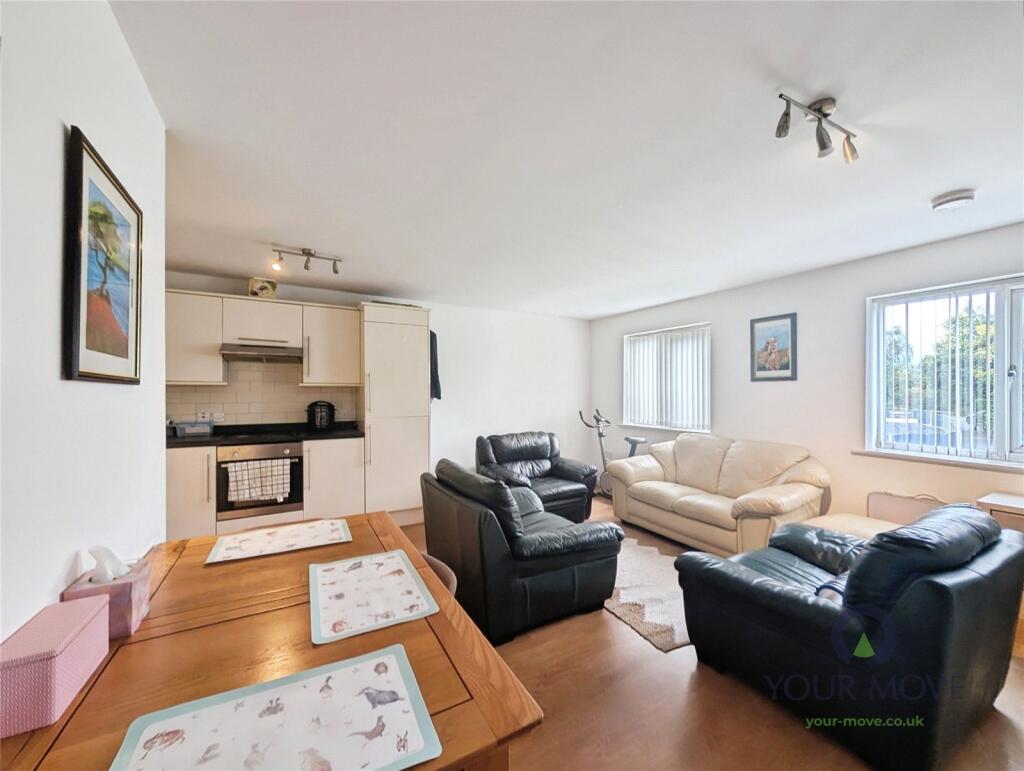 Lounge / Kitchen