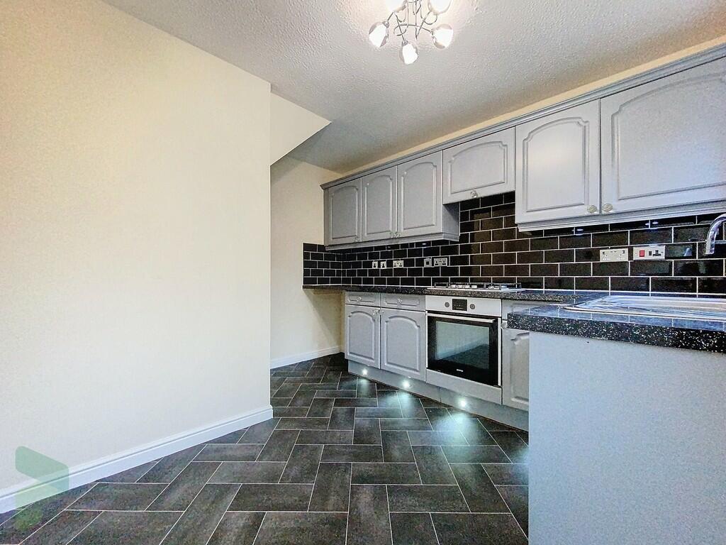 aintree_00017_d3f...