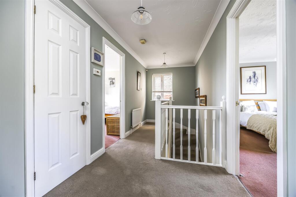 22 Fraser Gardens, Southbourne-PorticoMarketing-Ne