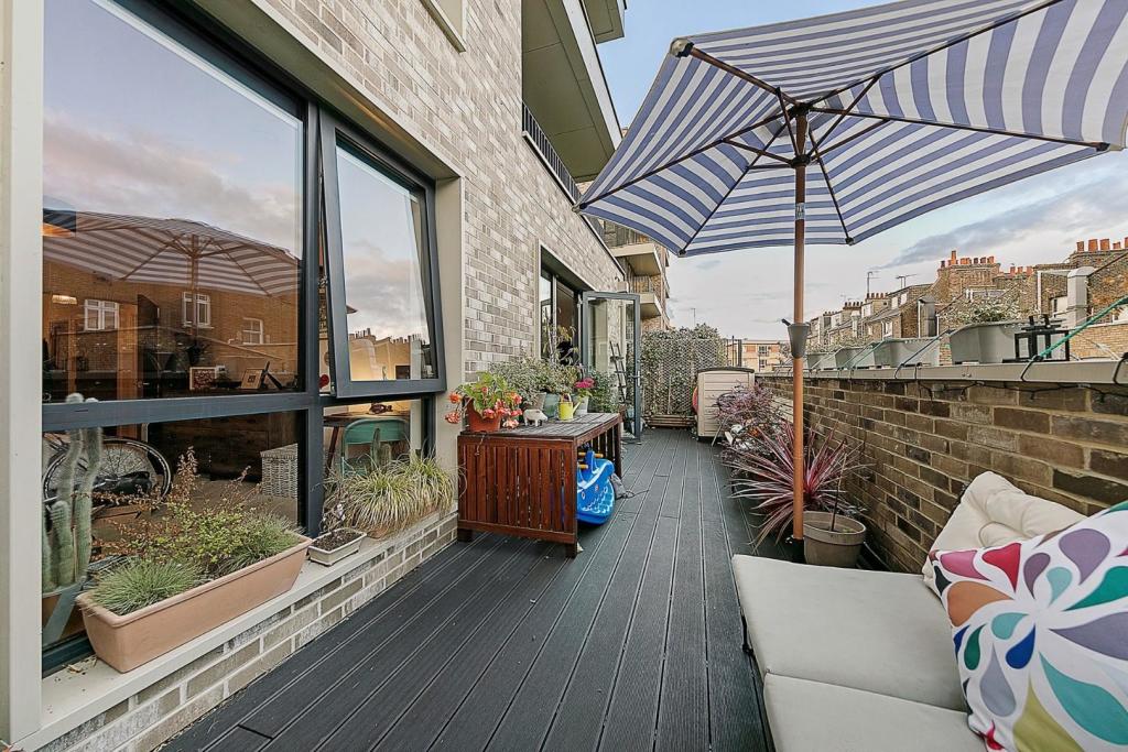 Terrace.jpg