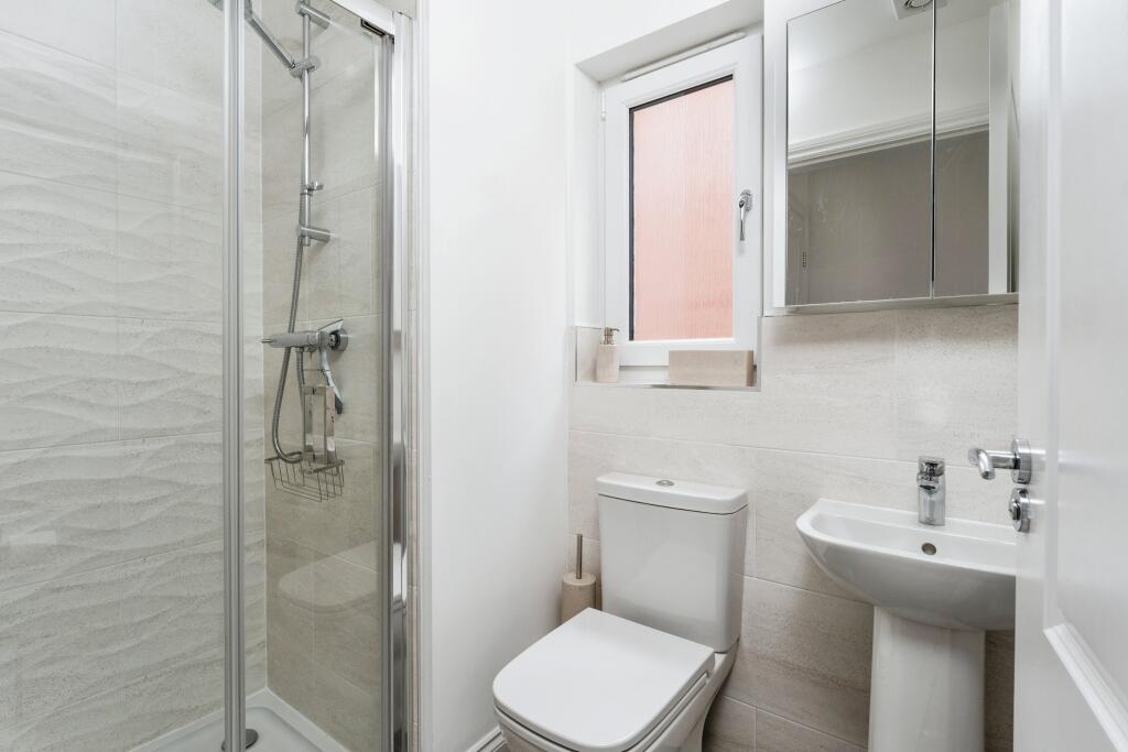 Ensuite Two