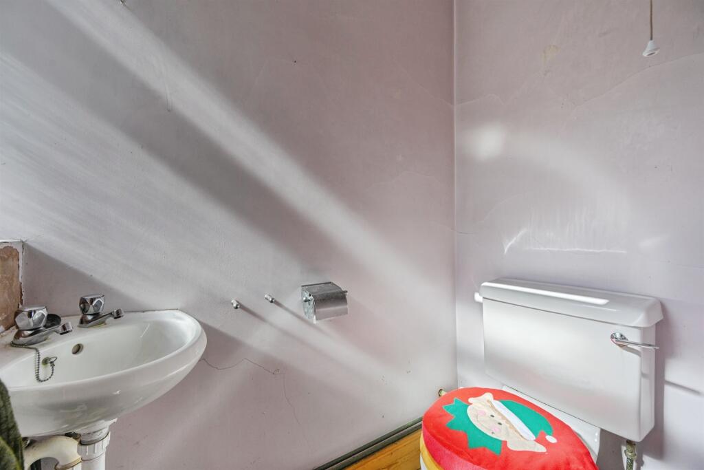 Cloakroom: