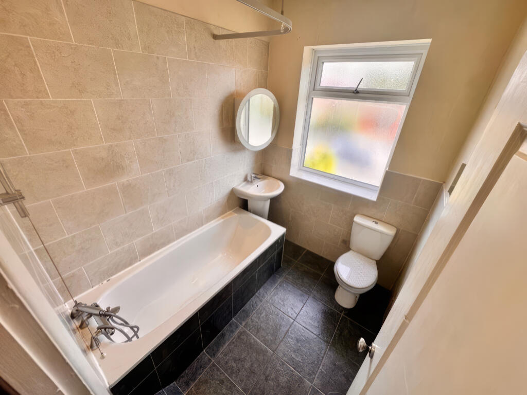 2387131 T202512050933.jpeg