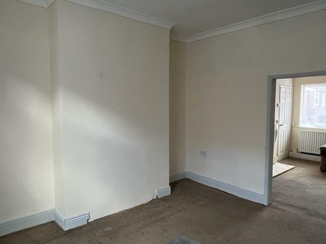 Livingroom 4.jpg