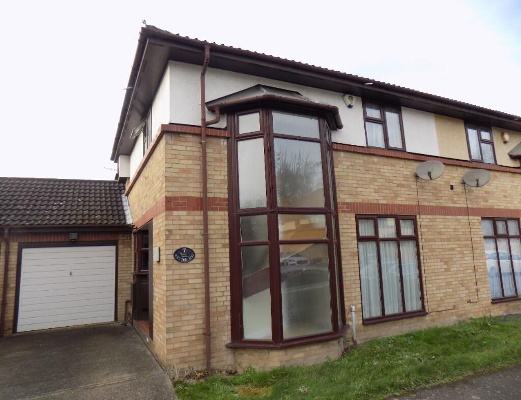 Kenton Way, Basildon, Essex, SS16