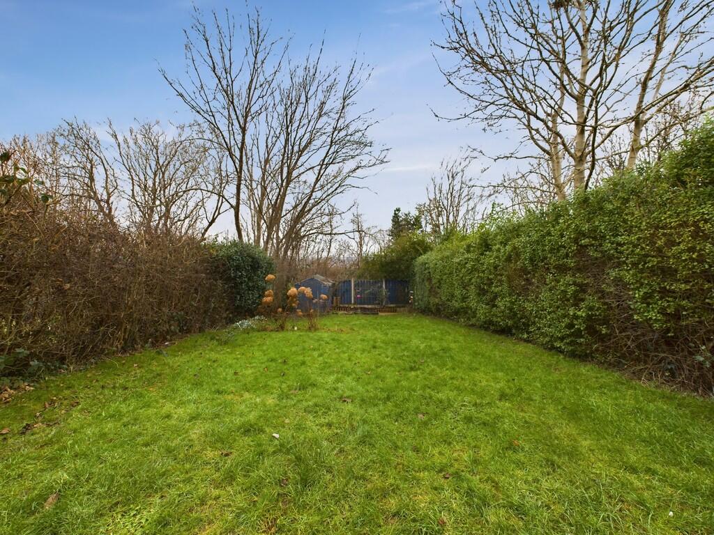 CAM04273G0-PR0069...