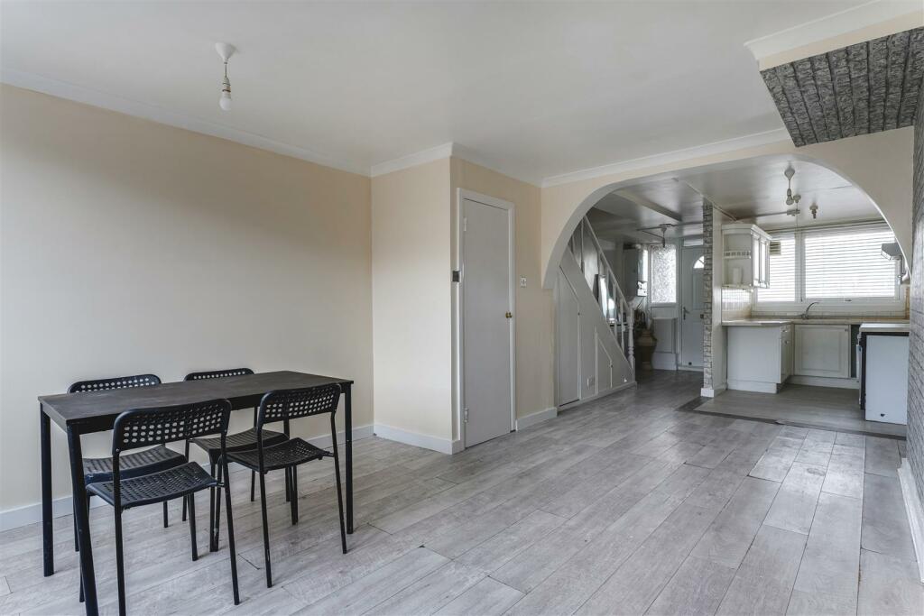 27 Tolsford Road-14.jpg