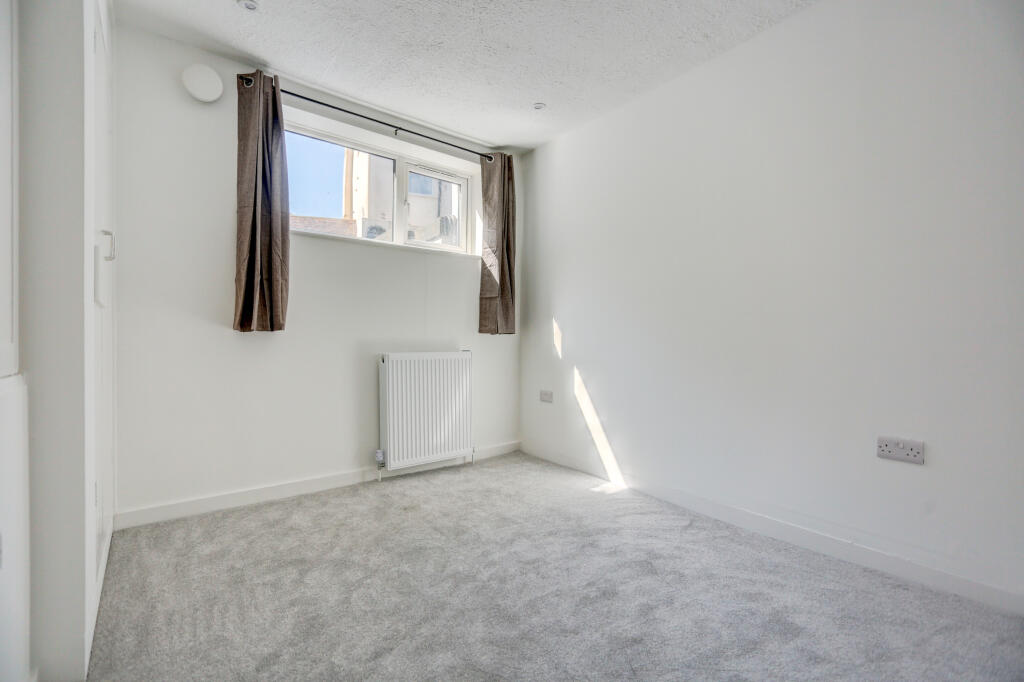 bedroom2