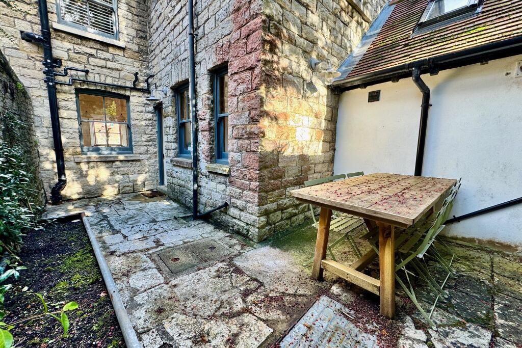 Rear Courtyard