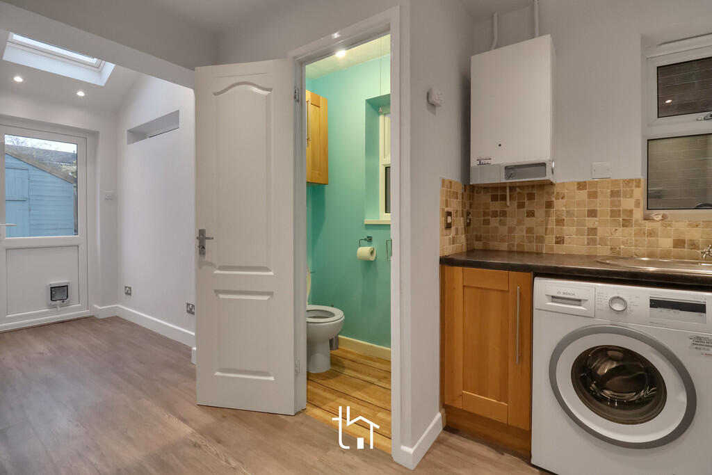 Utility Room / WC