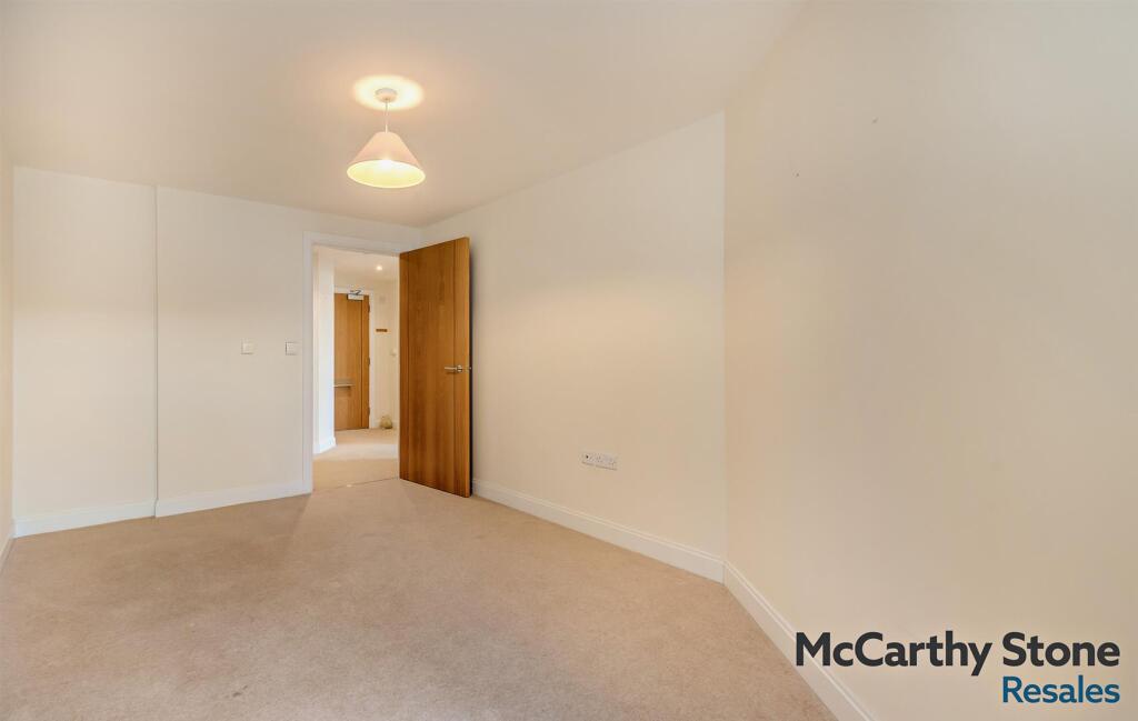8673710-interior16-800.jpg