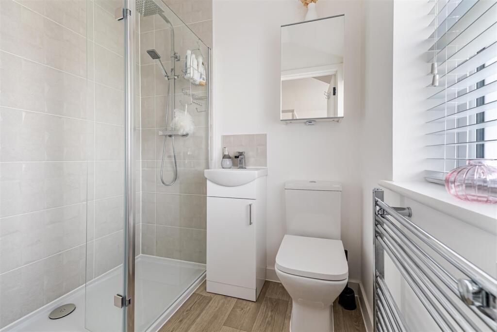 Ensuite