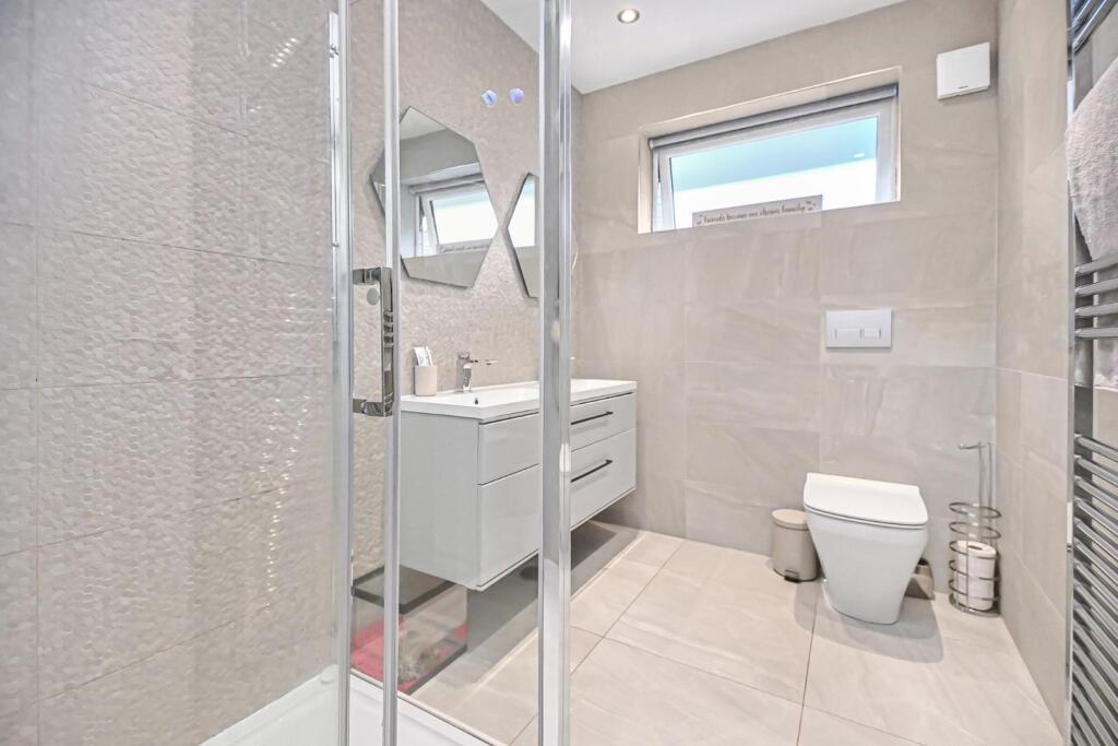 1 Woodstock Drive Shower Room (1).jpg