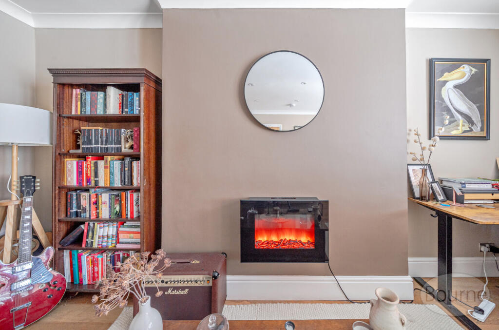 de9883bd-6519-407...