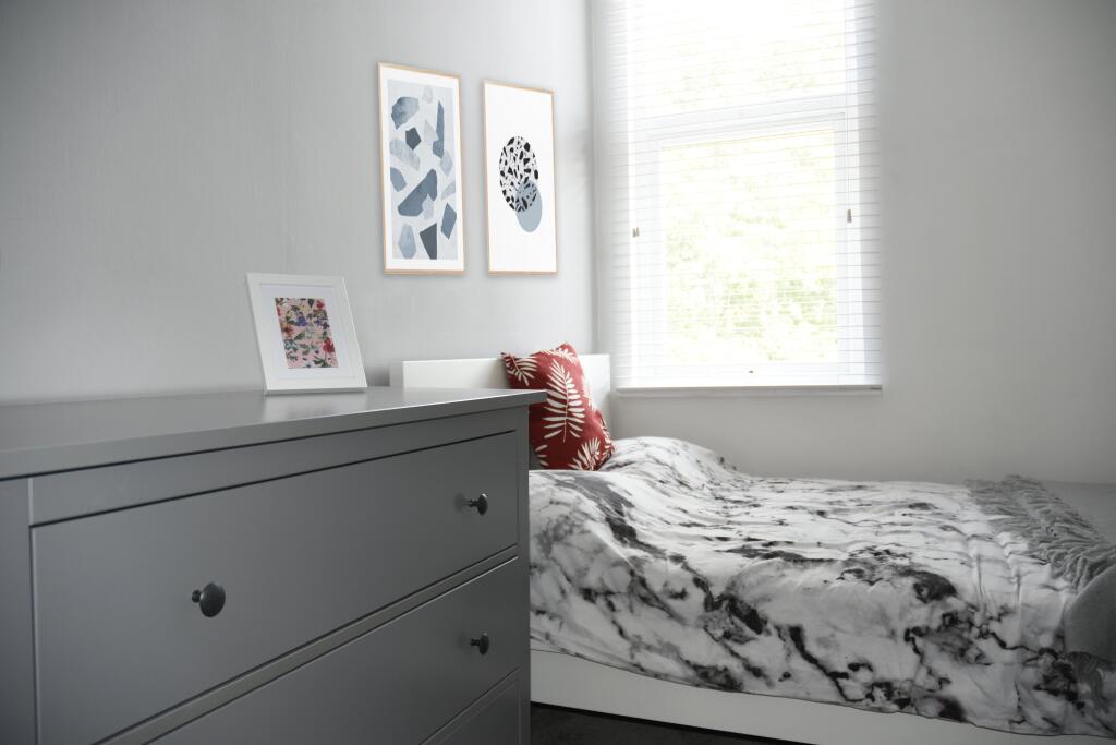 Bedroom 05 02