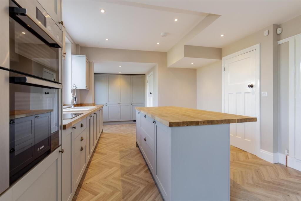 Kitchen-1.jpg