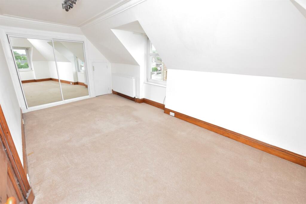 BEDROOM ONE (2)-2.jpg