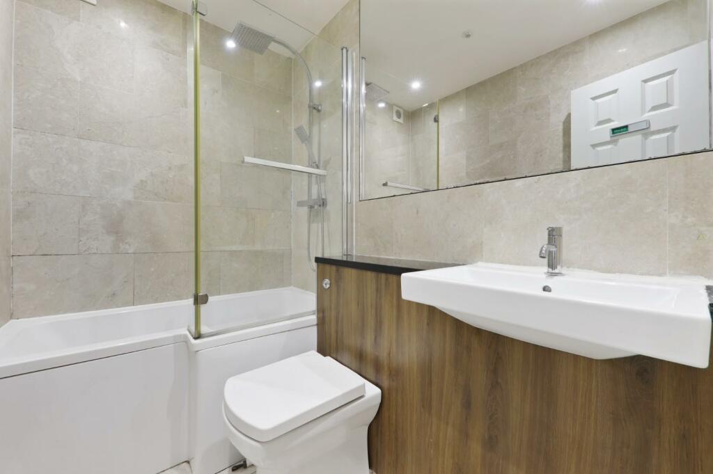 06-13f5JHPropWpen - 102b Croydon Road - 18 (1).JPG