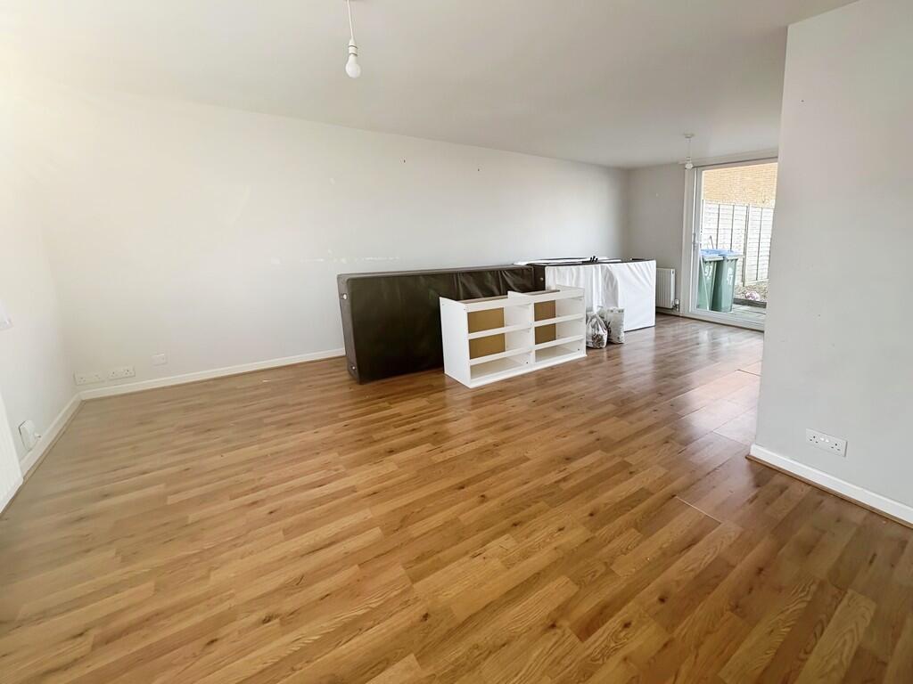 843f2ff9-thumbnai...