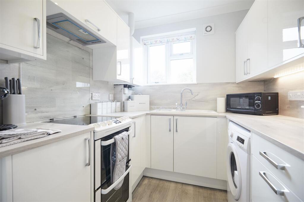 7 Fairfax Road 1.JPG