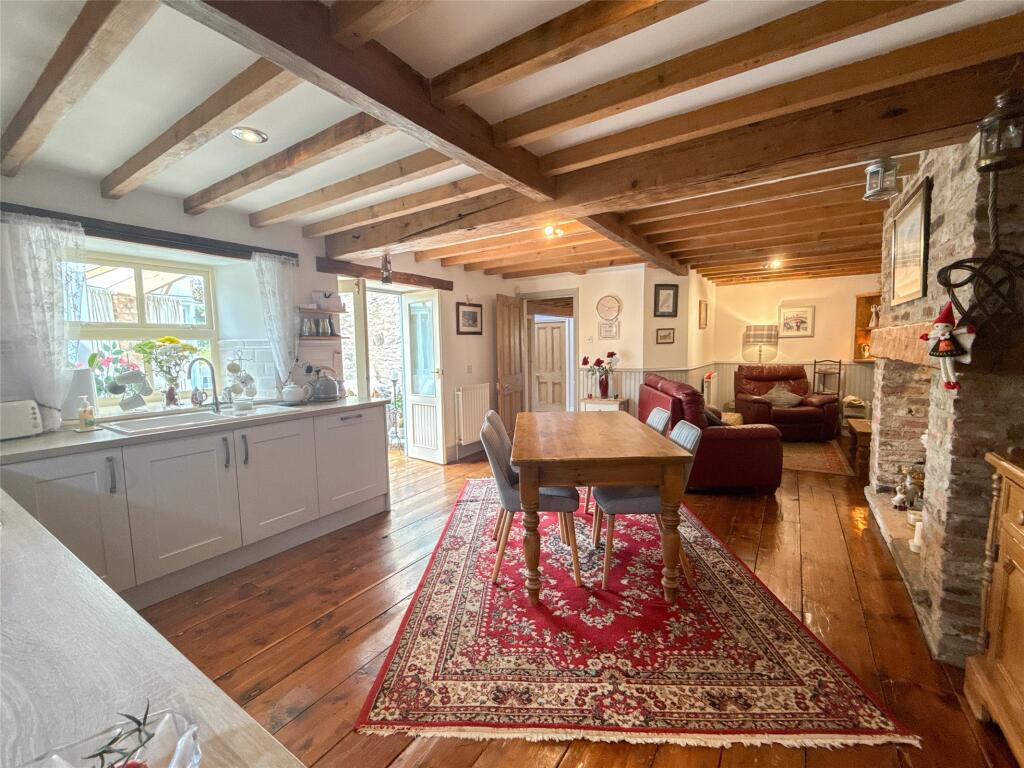 Kitchen/Diner/Family