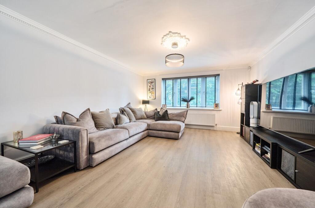 1324863-14-688208e1a34b7