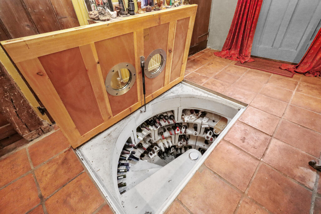 Hall Cellar IMG_1886