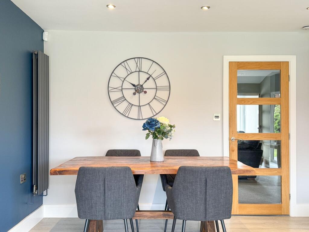 Kitchen / Diner / Lounge