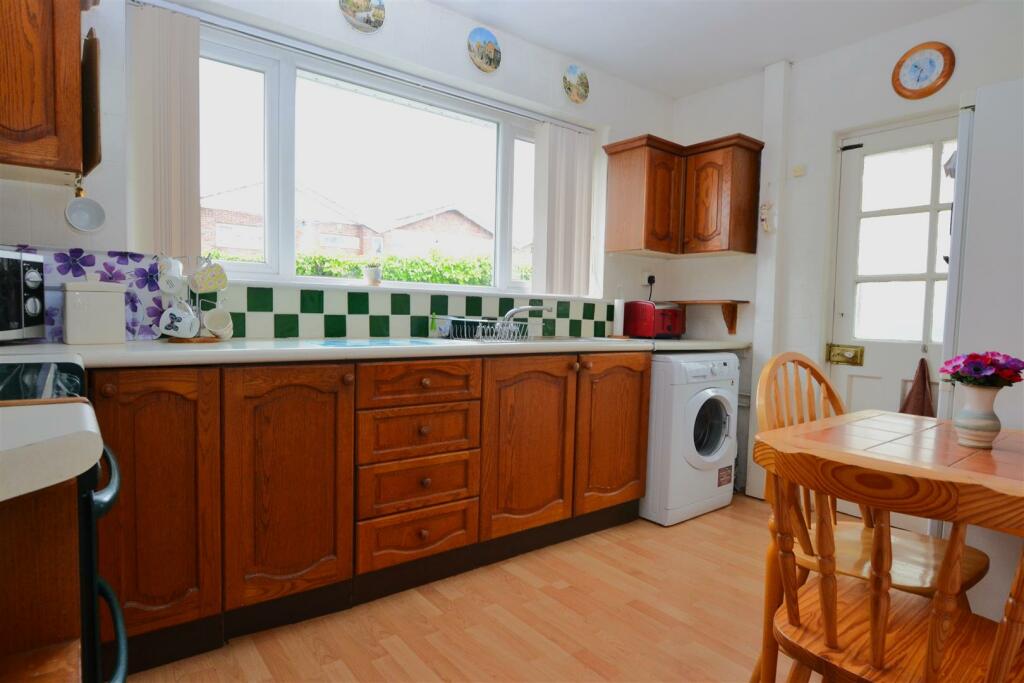 Kitchen/Breakfast Room
