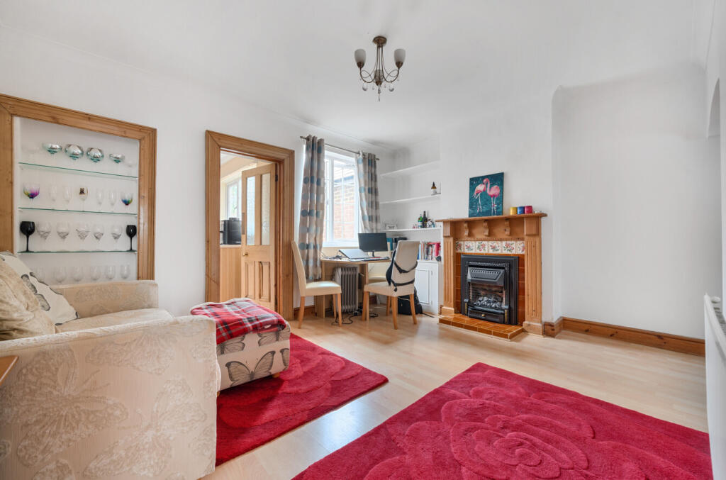 1330960-8-688b44a...