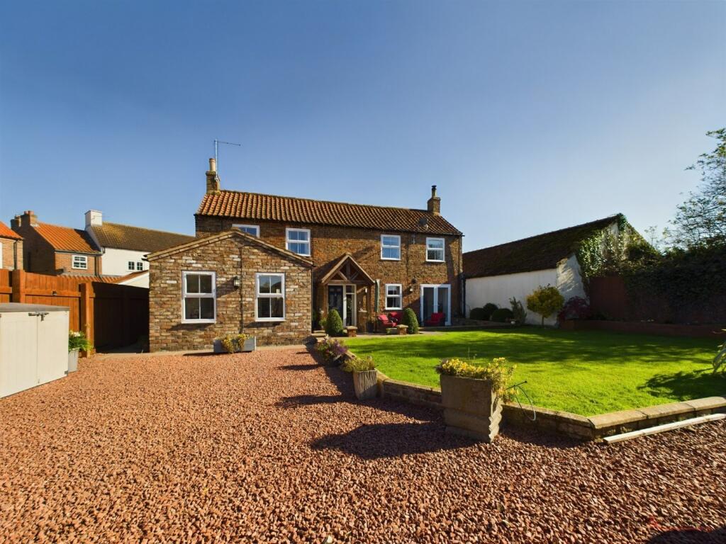 3 Bedroom Semi-Detached House - For Sale