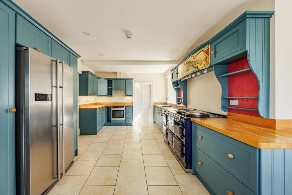 Eggleshope House East_030_web.jpg