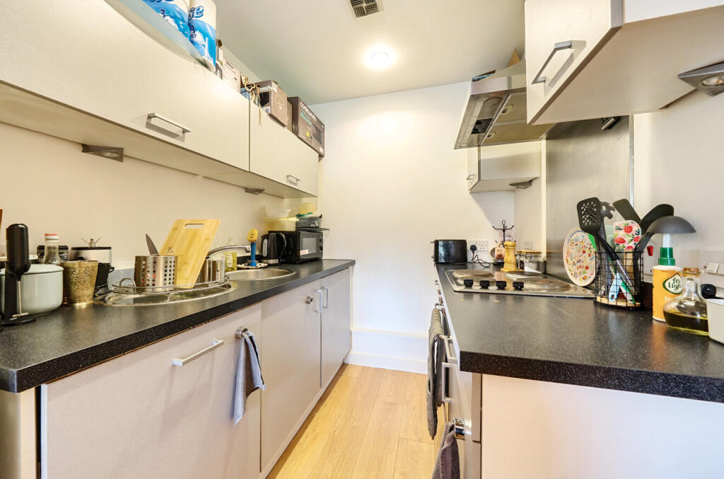 1336123-7-68a463b...