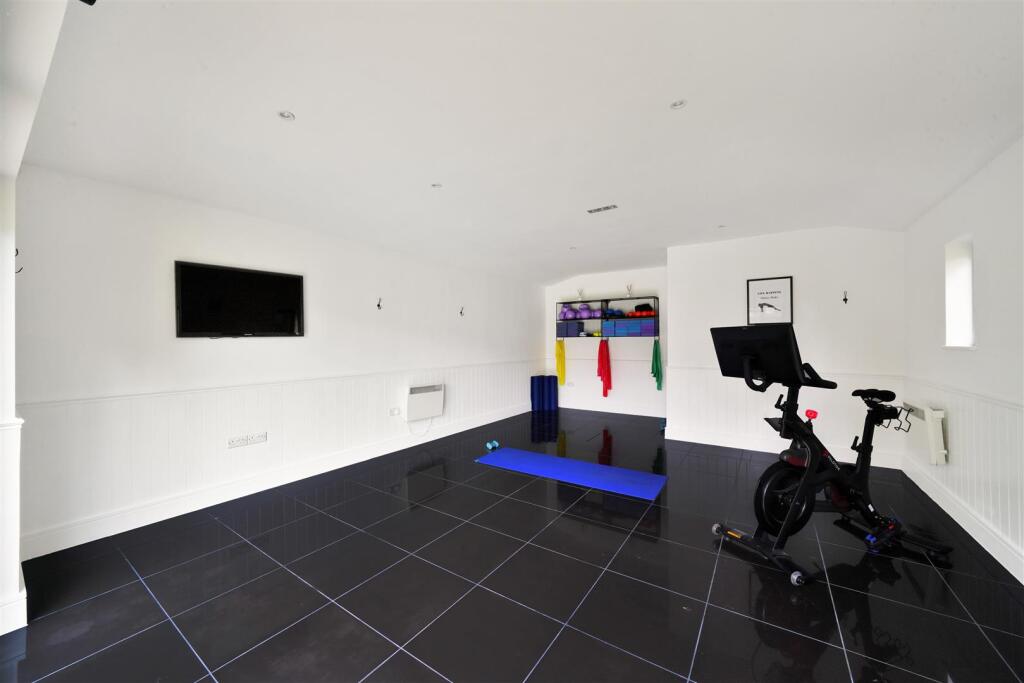 22 Littleton Crescent - LOPrJw3zZ2NrAxTUocbt.jpg