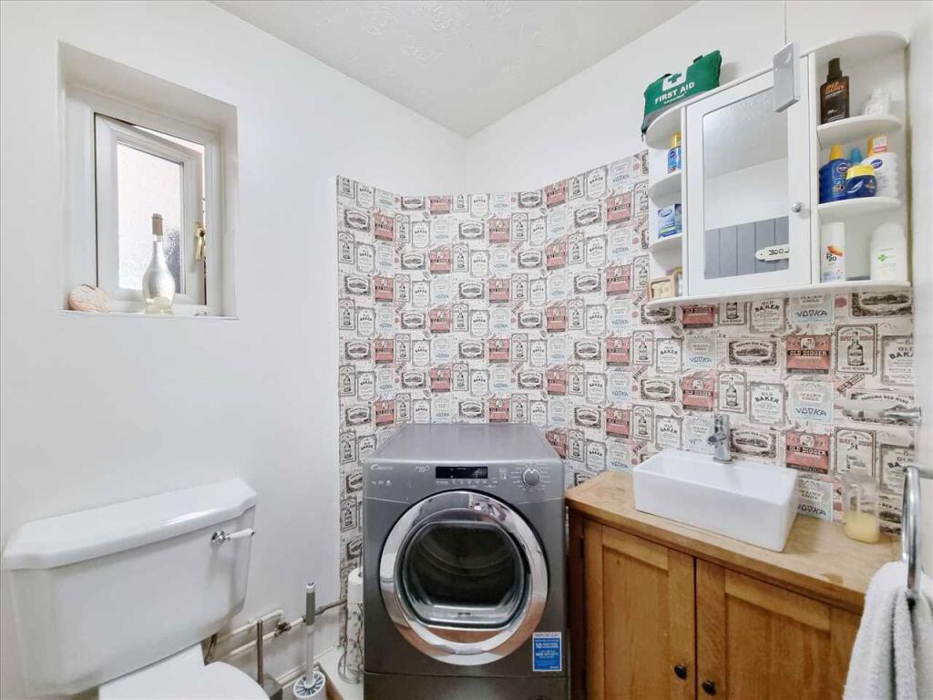 Utility/Shower Room: