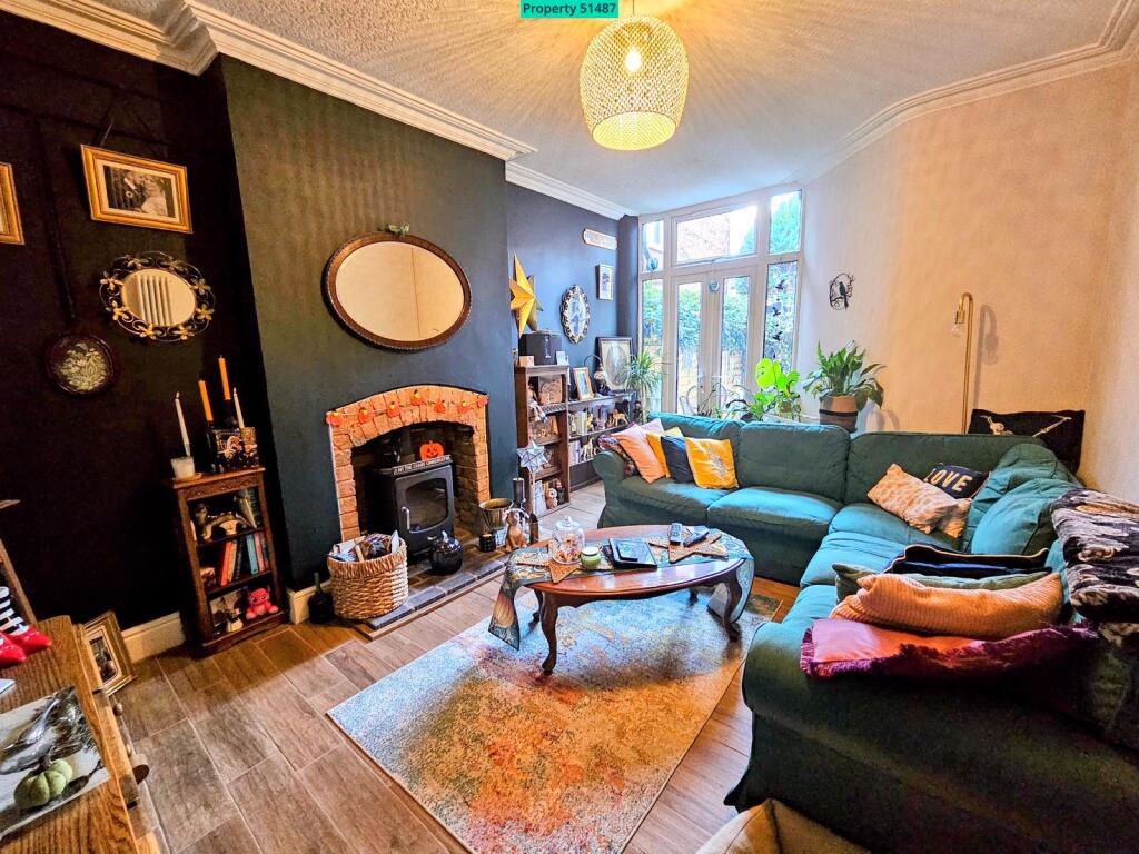 Rear Lounge