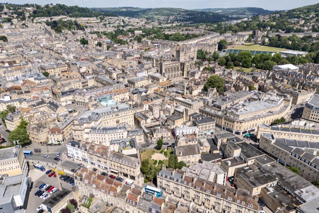 Flat 3, 9 Lower Borough Walls, Bath BA1 1QR-5.jpg