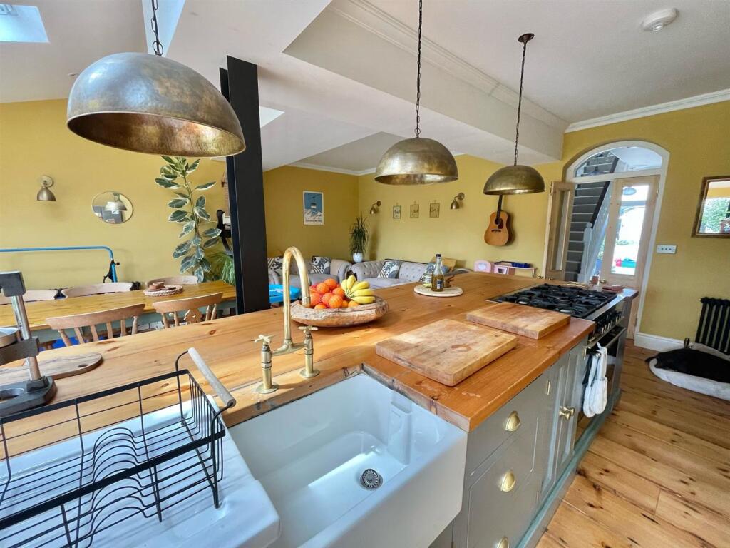 WhatsApp Image 2025-07-16 at 13.24.49.jpeg