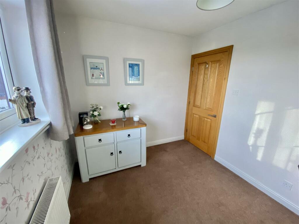 Bramleys Estate Agents - Spring Bank Drive - Mirfi