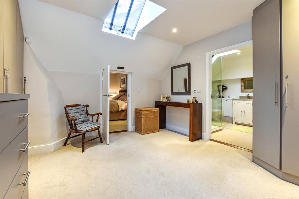 Dressing Room Suite