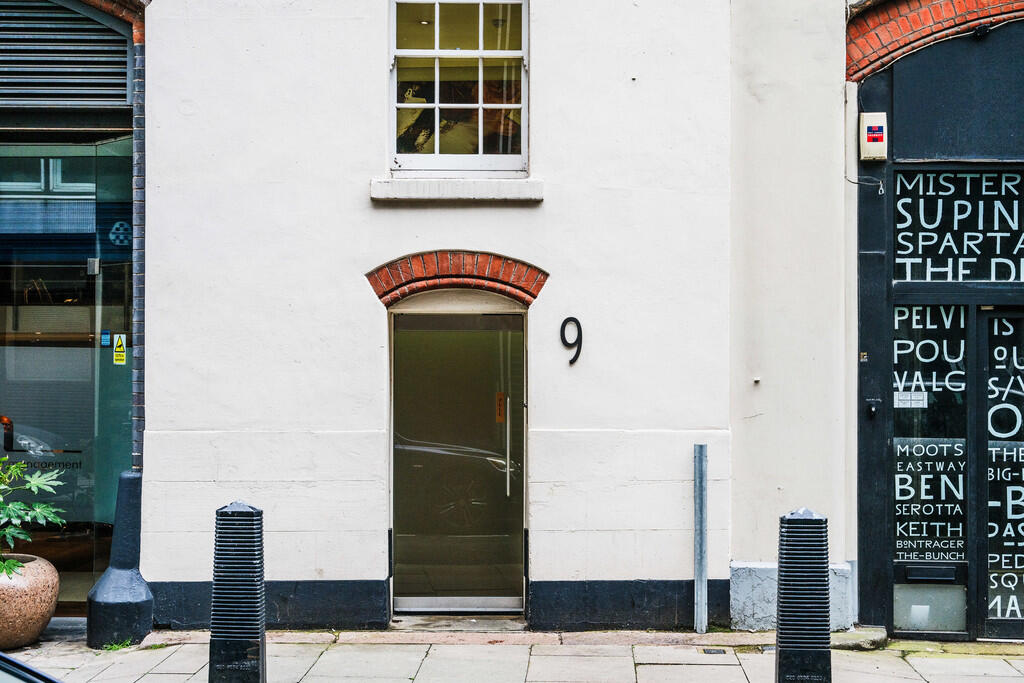 Macklin_Street_22