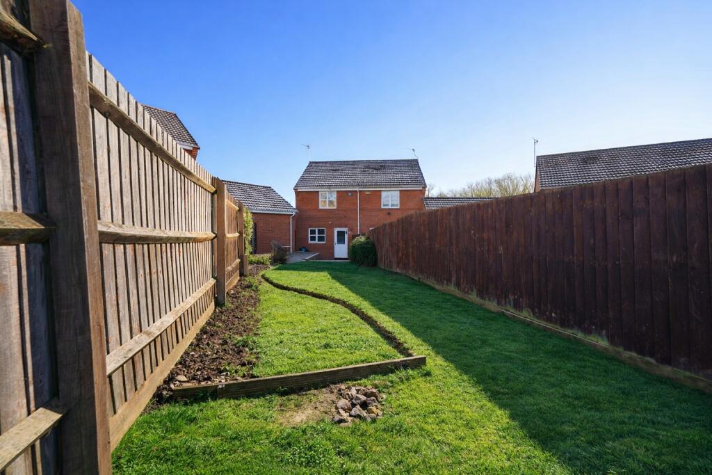 04905D38-AFDA-4F14-9667-036A7FA2B52E