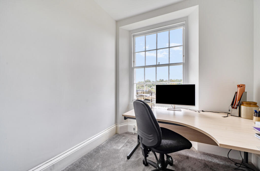 1371578-1-68f7929...