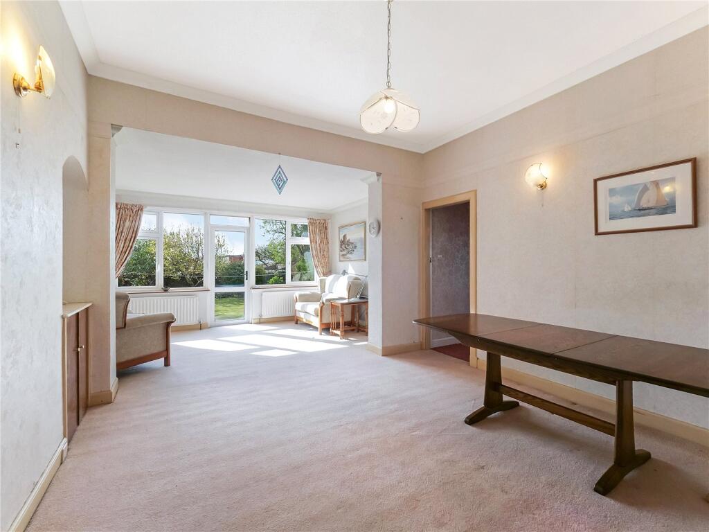 Dining/Sitting Room