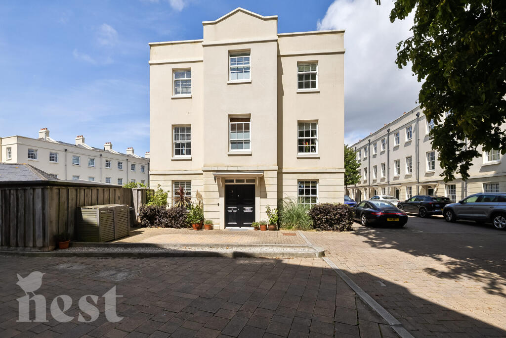 Distinct &amp; Elegant