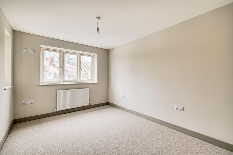 Beautifully-designed new home with exceptional views in Wraxall.