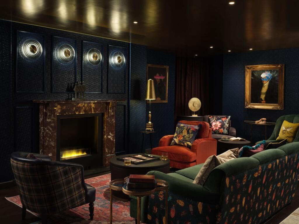 ScreeningRoom