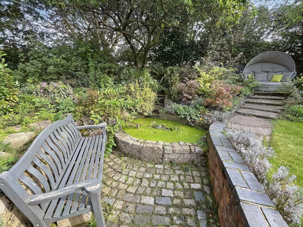 Gardens Aspect 5
