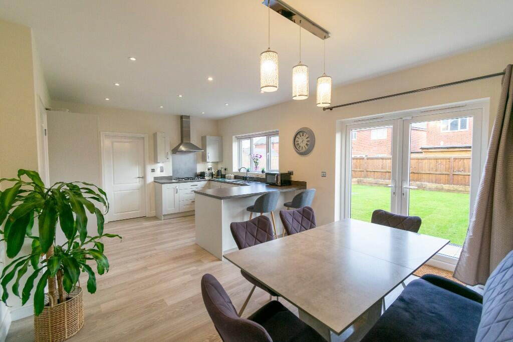 Kitchen/Dinner